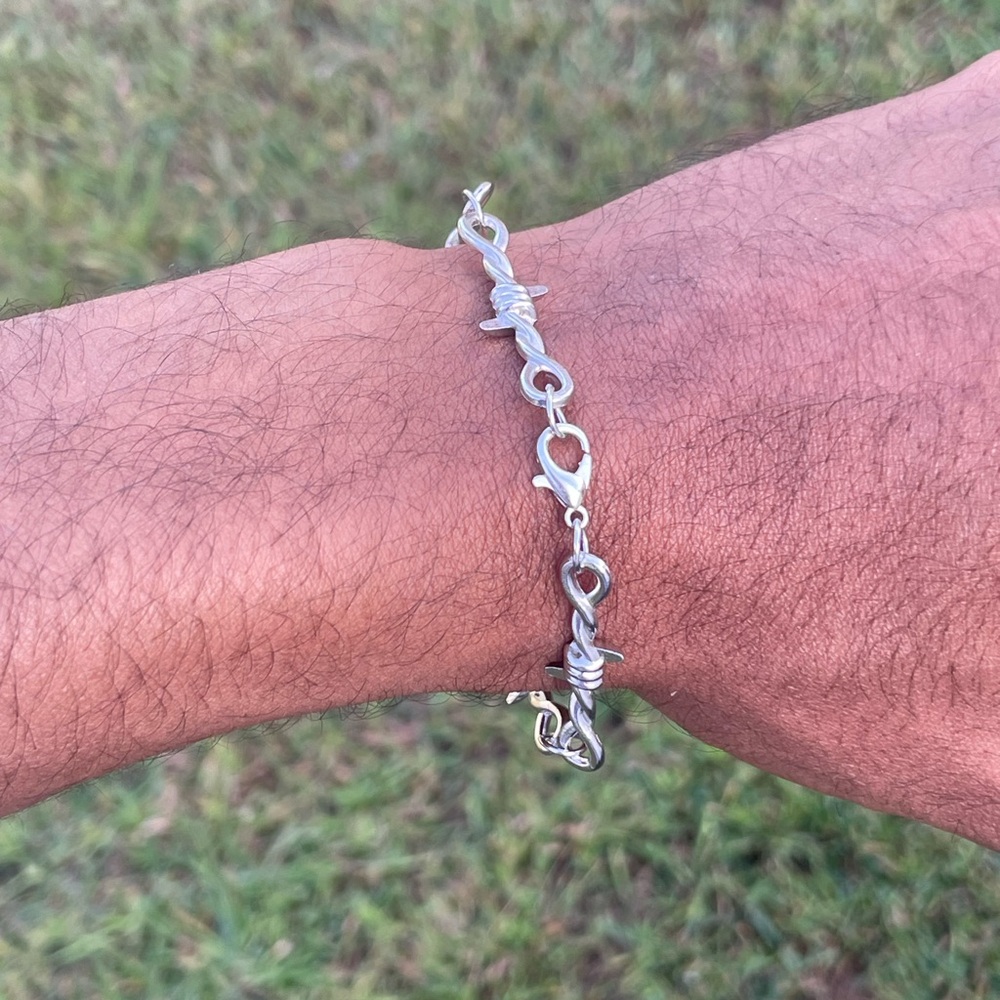 HANDMADE Retro Thorn Gothic barbed wire Punk  bracelet , Thorn Clavicle bracelet